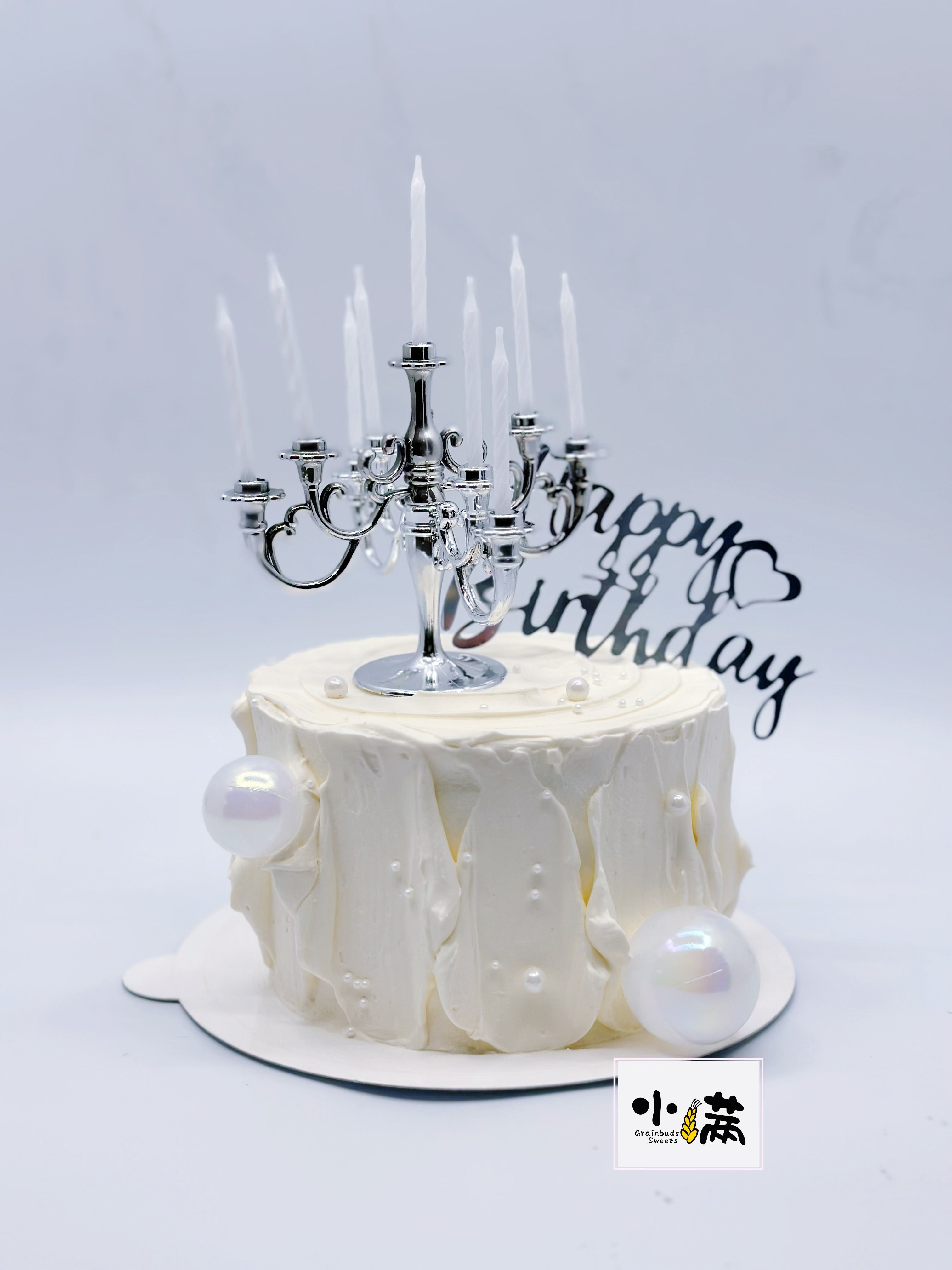 Layla Vintage Candelabrum Cake