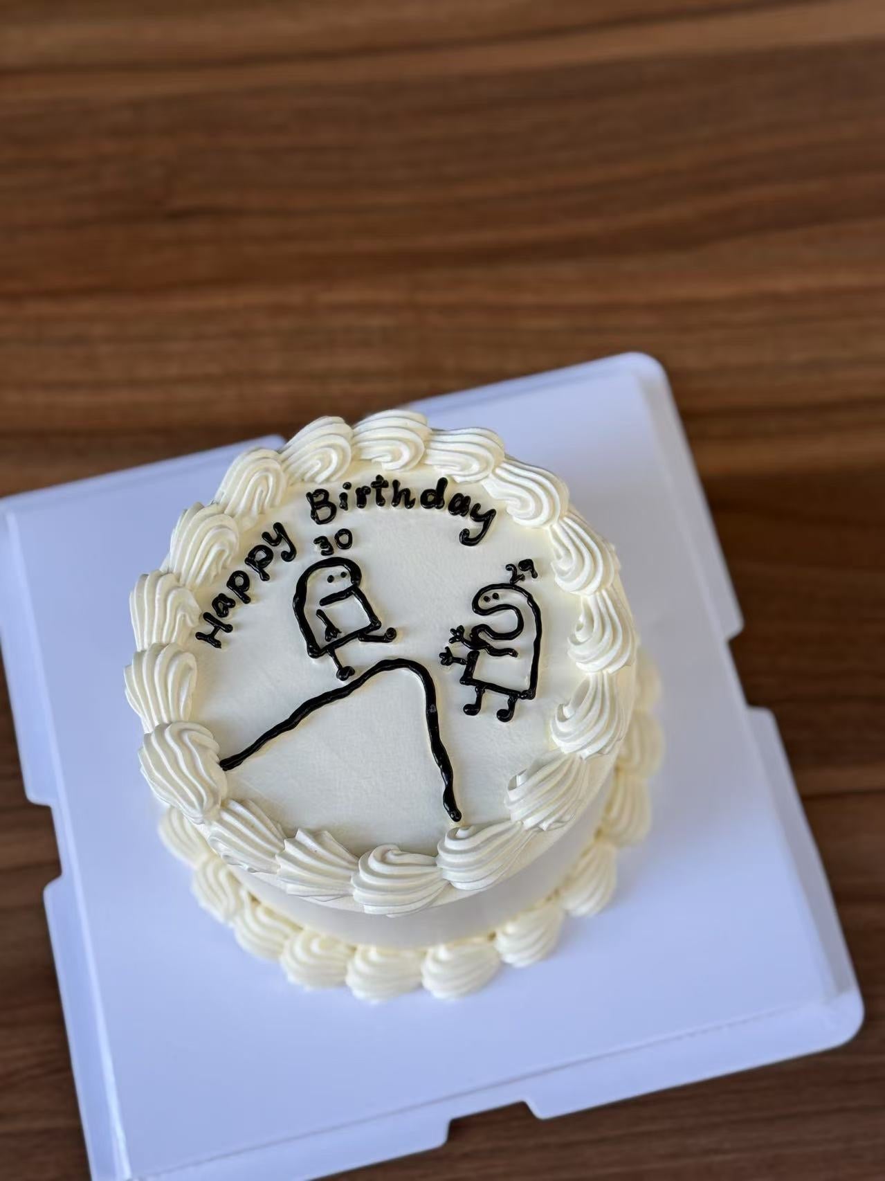 Minimalist Comic Cake