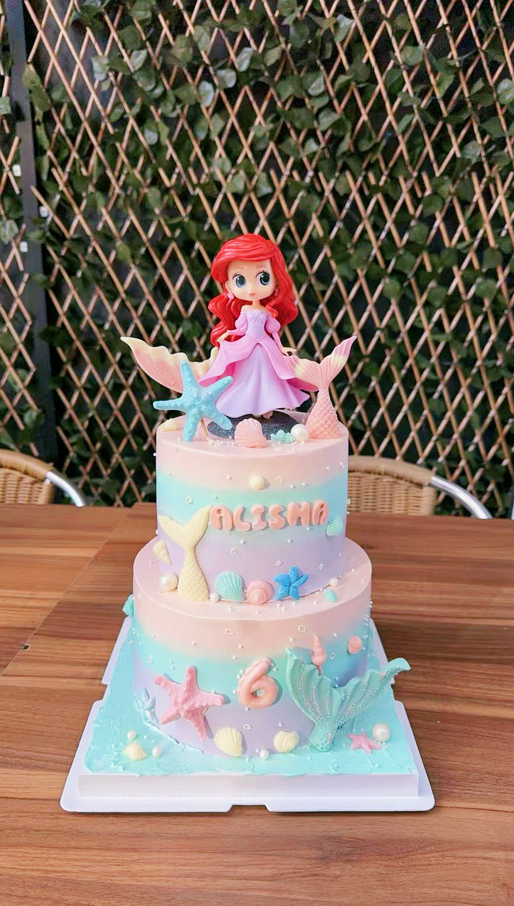 Double-layer Little Mermaid Cake