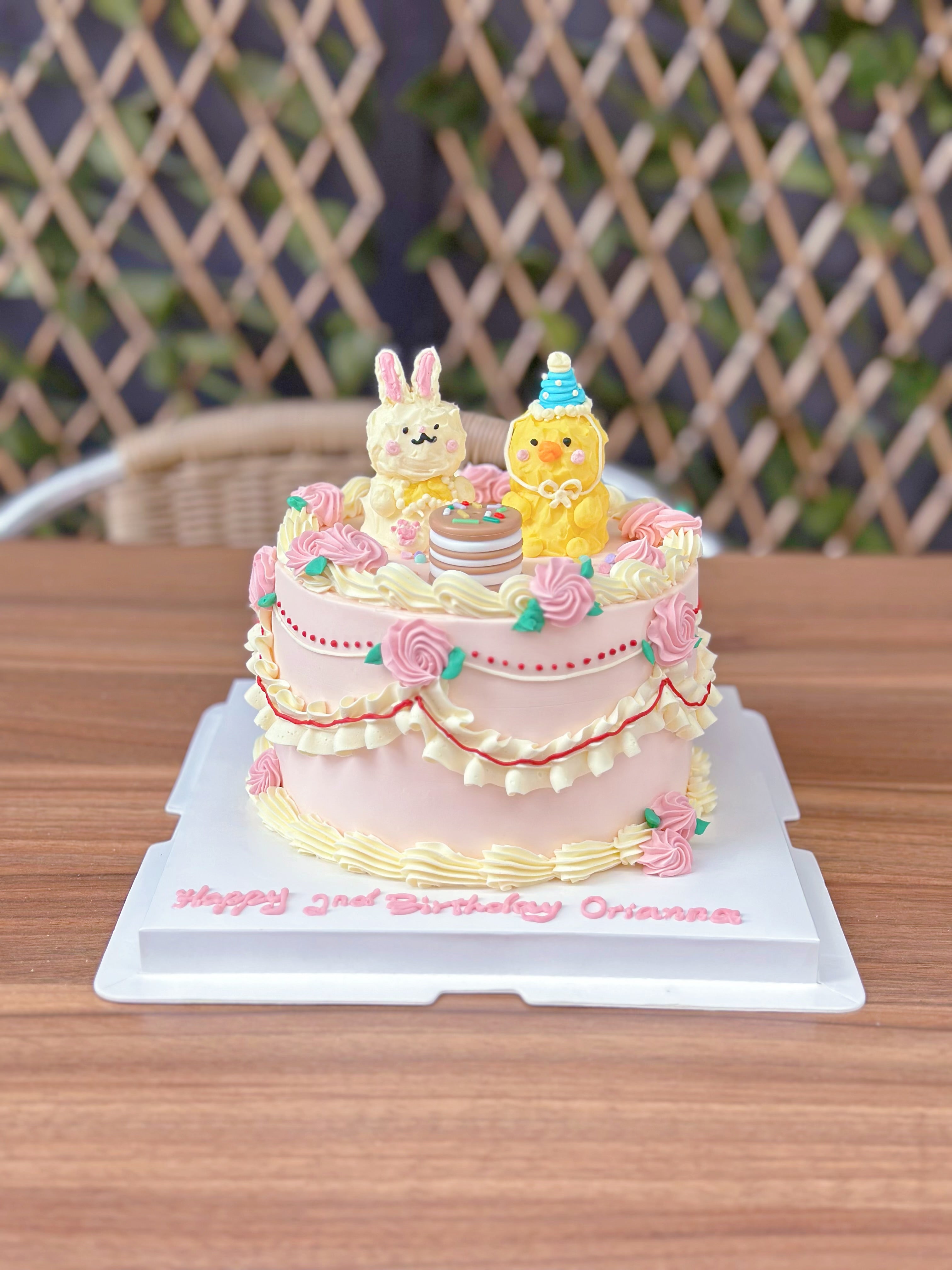 Little Duck & Bunny Vintage Cake