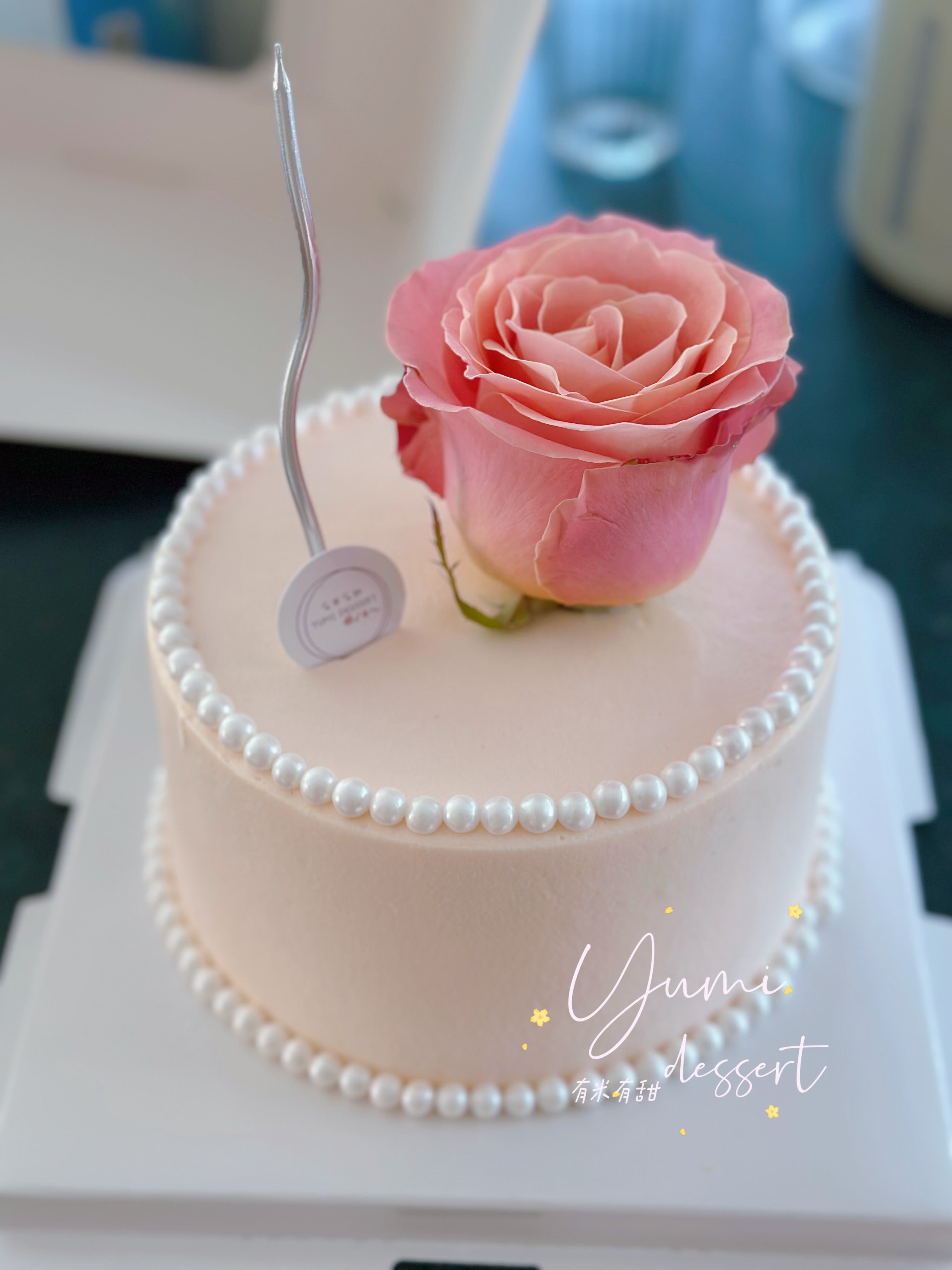 Flower Pearl Cake